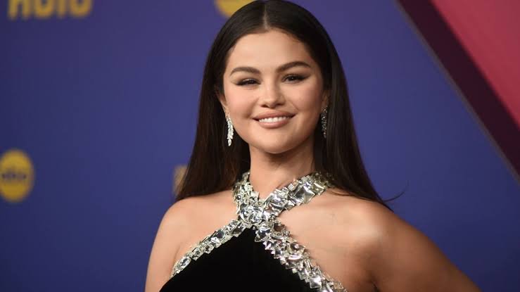 selena scola